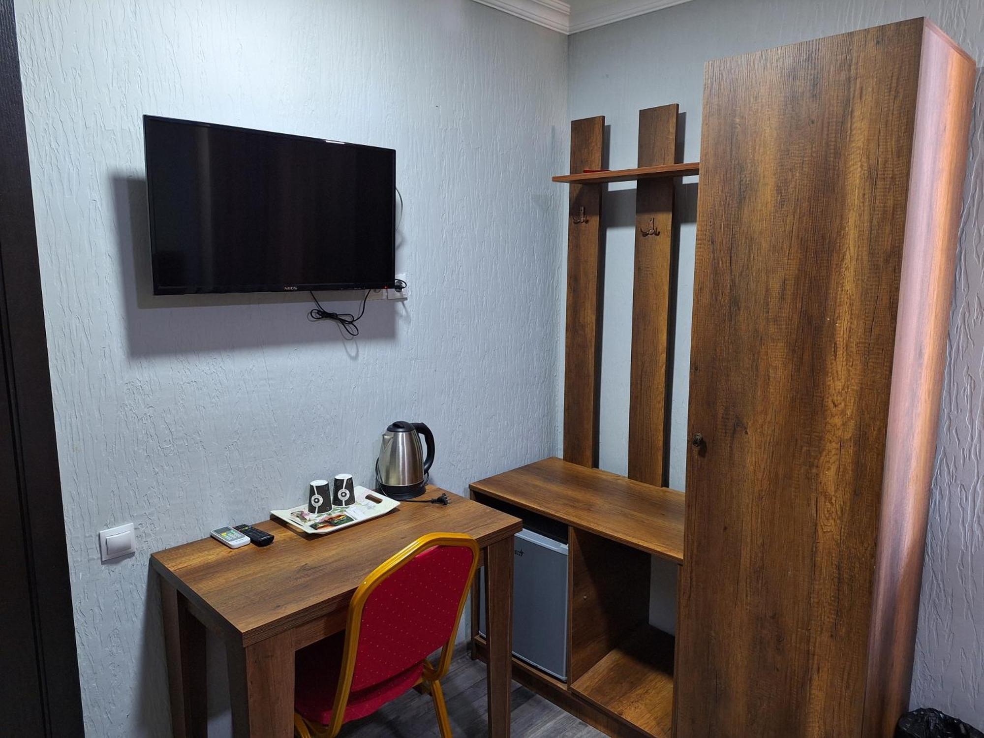 Hotel Georgian Kutaisi Bagian luar foto